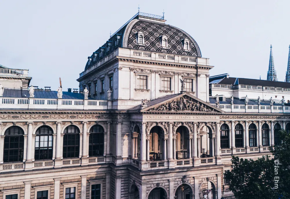 Alumni-Kommunikation digitalisieren: das Alumni-CRM der Universität Wien.